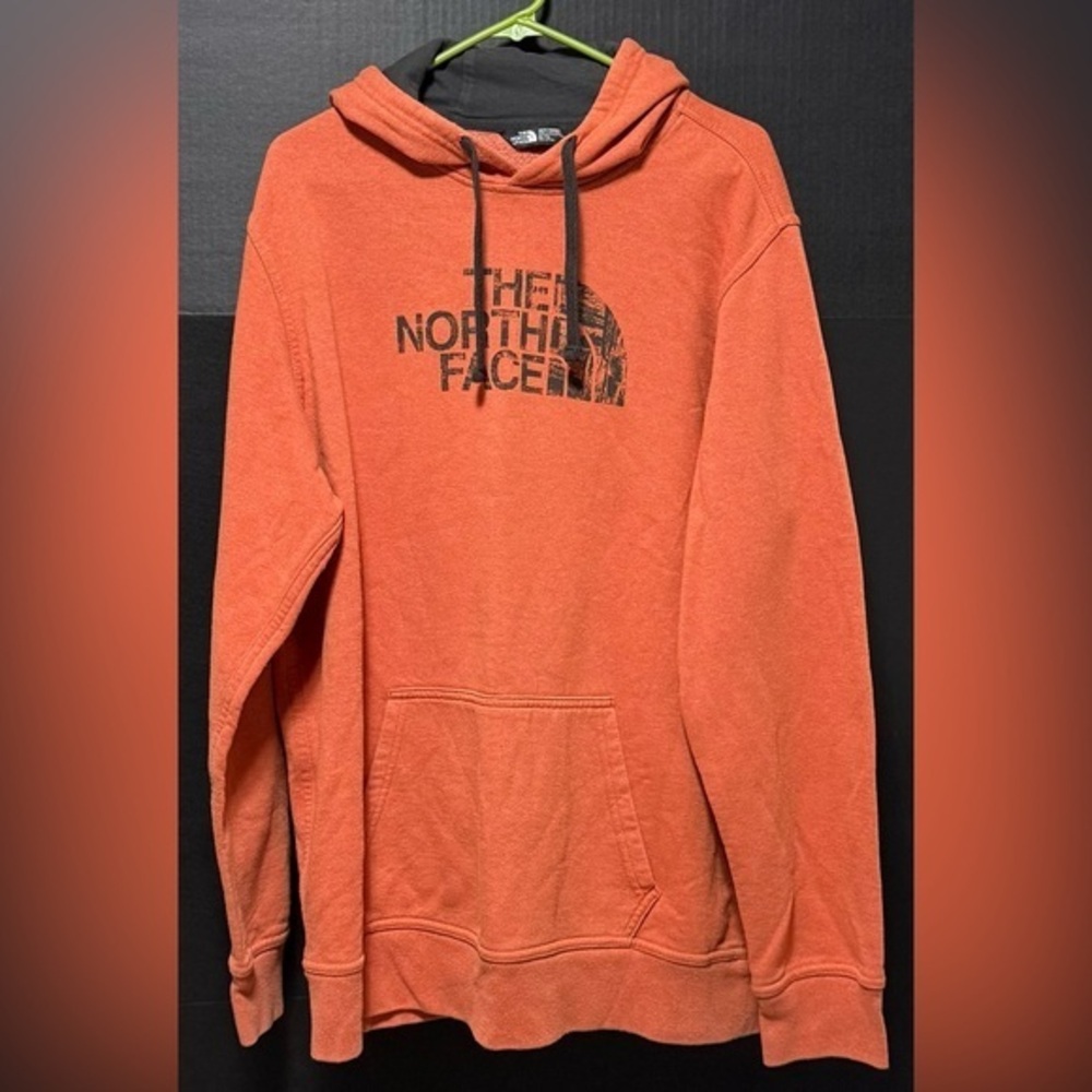 🏜️North Face Orange Logo Hooded Sweatshirt